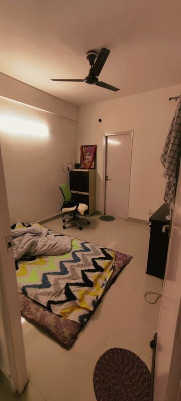 Master Bedroom in 2 BHK Apartment at Suncity Avenue 76, Sector 76 – for Sale