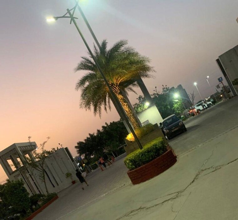 Garden, sare-crescent-parc-green-parc 3.5 Bedroom 1592 Sq.Ft. Apartment In Sector 92 Gurgaon 9858054