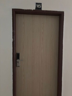 Room in  Office Space at The Platinum Towers, Kharadi – for Rent