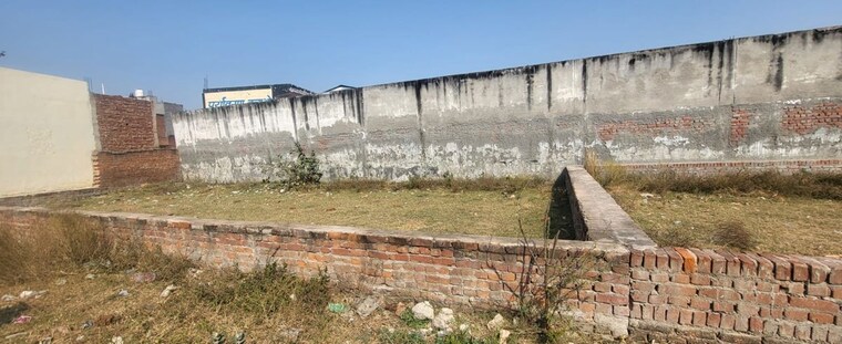 undefined, sabhapur  48 Sq.Yd. Plot In Sabhapur Delhi 9858080