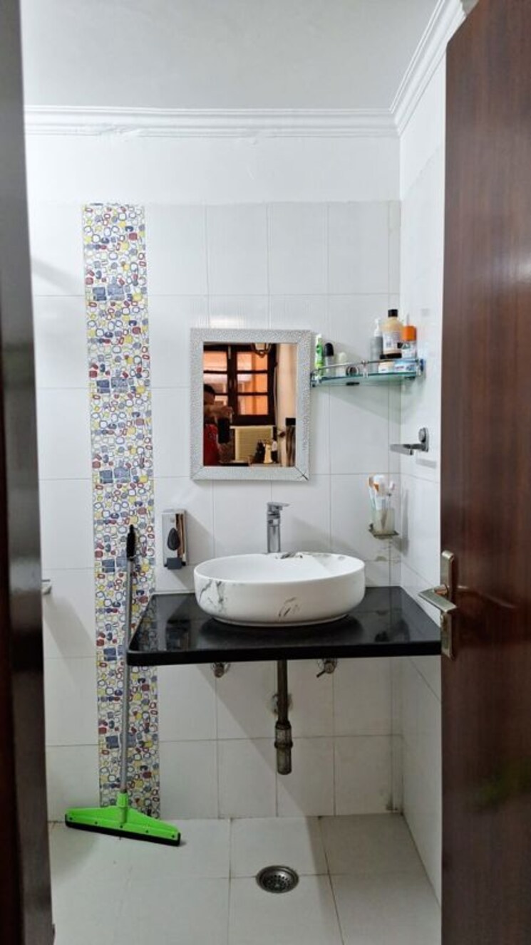 Bathroom, ip extension 3 Bedroom 1600 Sq.Ft. Apartment In Ip Extension Delhi 9858085