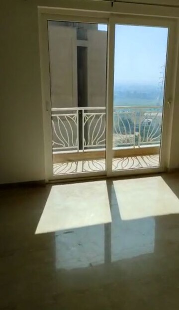 Room in 3 BHK Apartment at Tulip Orange, Sector 70 – for Rent
