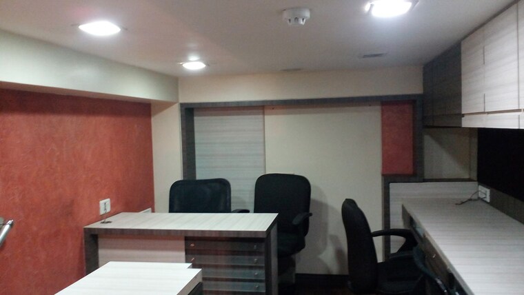 Team Area, om-heera-panna-mall Commercial Office Space 275 Sq.Ft. In Andheri West Mumbai 9858072