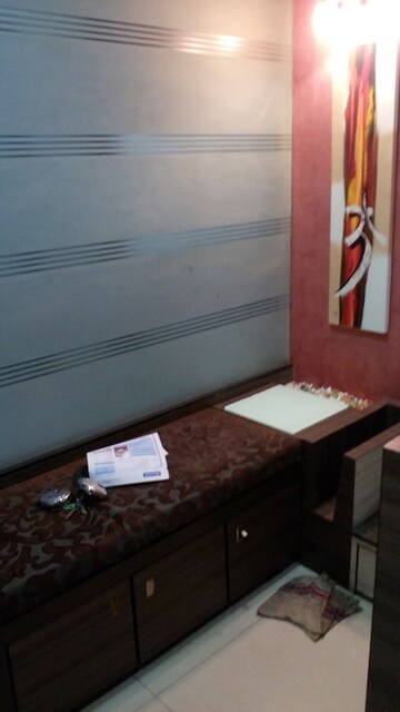 Furnished Amenities in  Office Space at Om Heera Panna Mall, Andheri West – for Rent