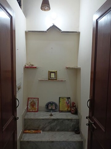 Bathroom in 2 BHK Builder Floor at Palam Vihar – for Rent