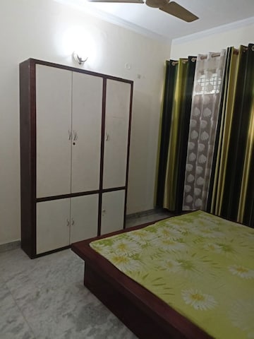 Bedroom in 2 BHK Builder Floor at Palam Vihar – for Rent