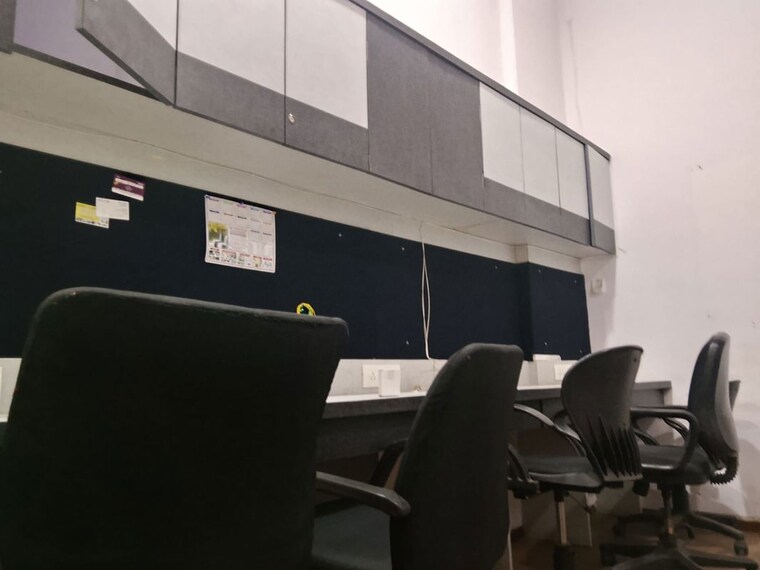 Team Area, crystal-plaza-andheri-west Commercial Office Space 590 Sq.Ft. In Andheri West Mumbai 9858100