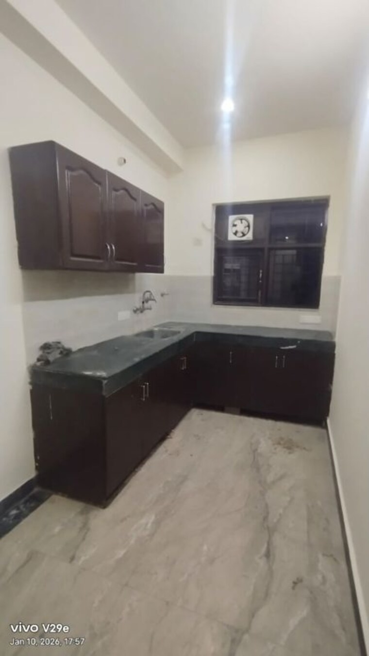 Kitchen, sector 23 2 Bedroom 160 Sq.Yd. Builder Floor In Sector 23 Gurgaon 9858122