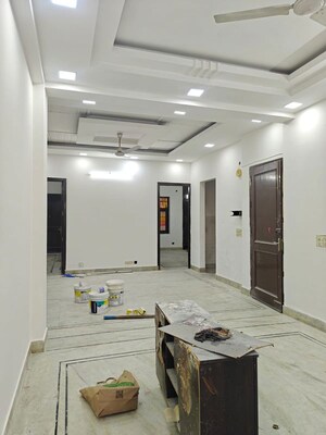 Bedroom in 3 BHK Builder Floor at Sector 45 – for Rent