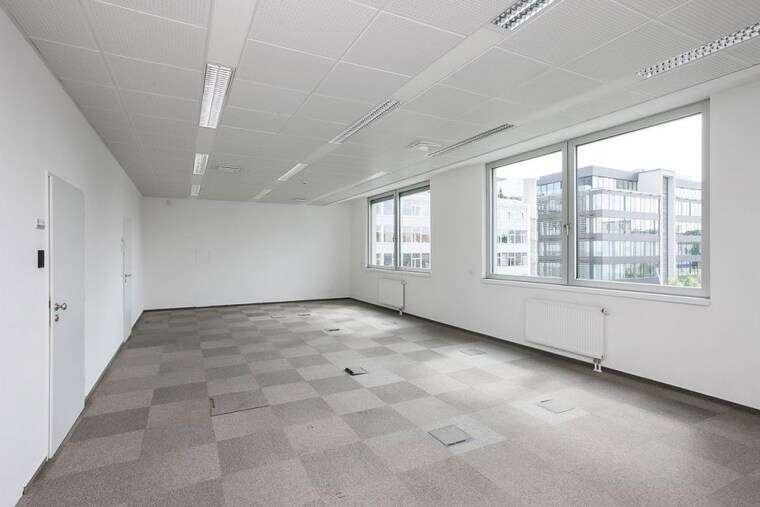  Parking, rohini sector 8 Commercial Office Space 96 Sq.Mt. In Rohini Sector 8 Delhi 9858116