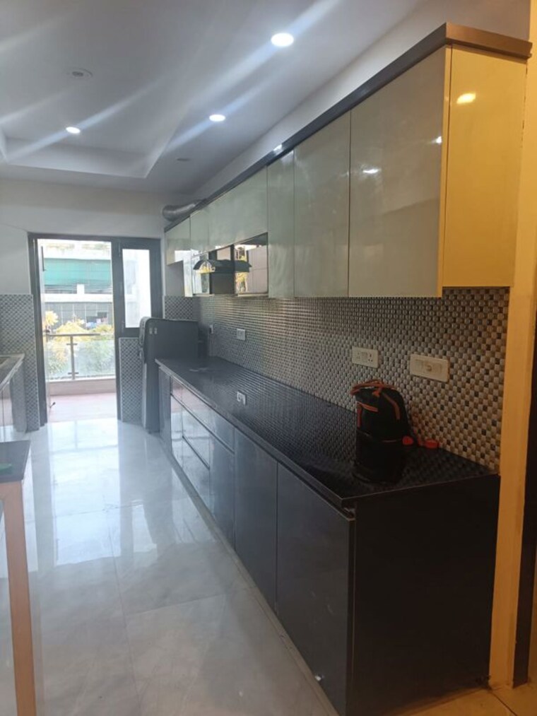 Kitchen, ardee-city 3 Bedroom 1900 Sq.Ft. Builder Floor In Sector 52 Gurgaon 9858151