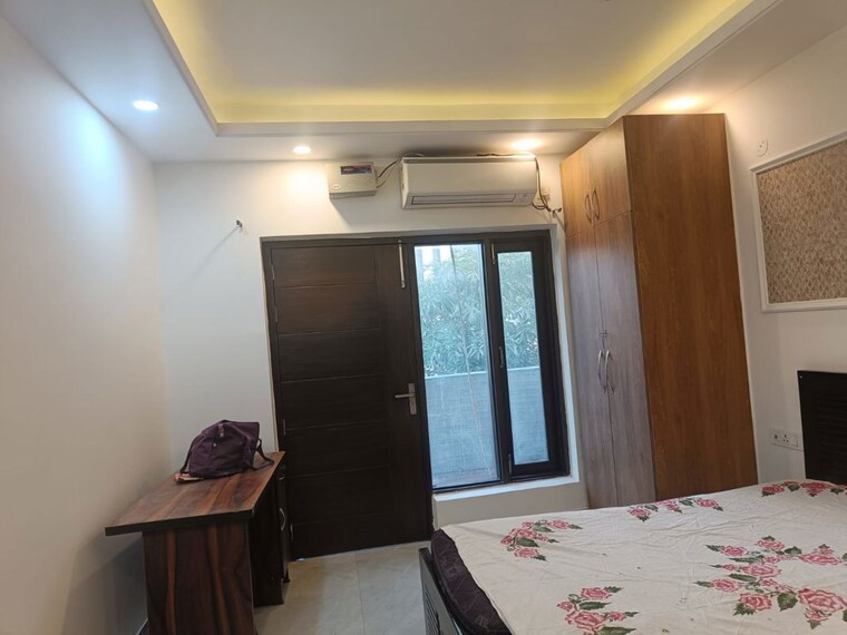Bedroom, ardee-city 3 Bedroom 1900 Sq.Ft. Builder Floor In Sector 52 Gurgaon 9858151