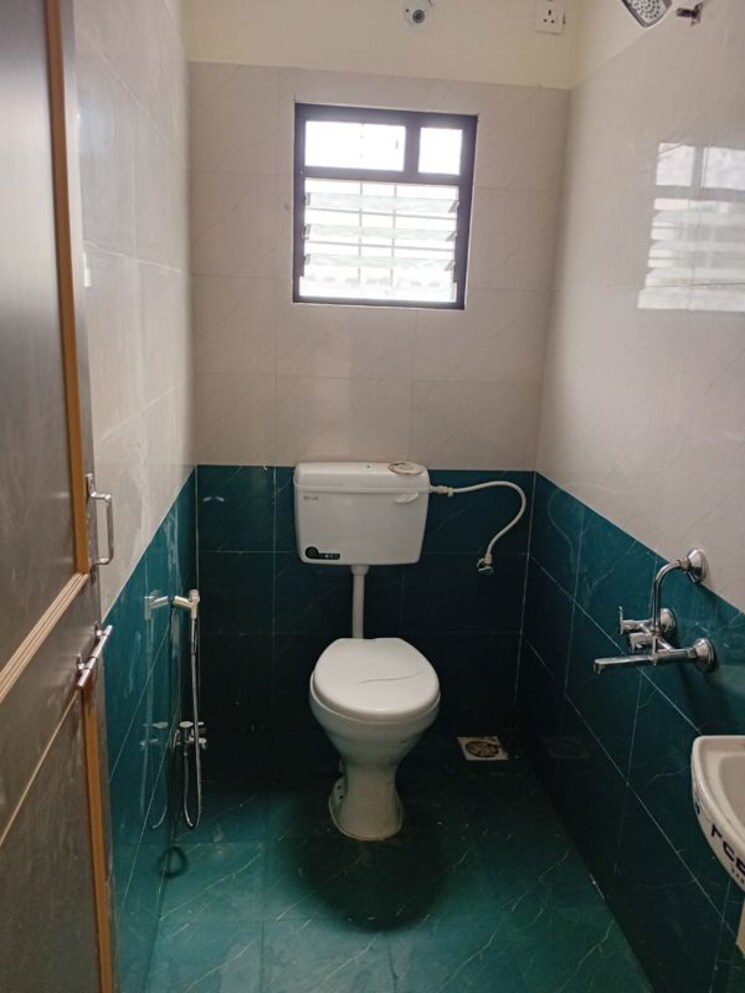 Attached Bathroom, rakshak-nagar-gold 2 Bedroom 800 Sq.Ft. Apartment In Kharadi Pune 9808361
