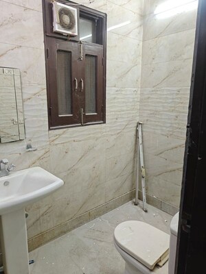 Bathroom in 3 BHK Builder Floor at Sector 31 – for Rent