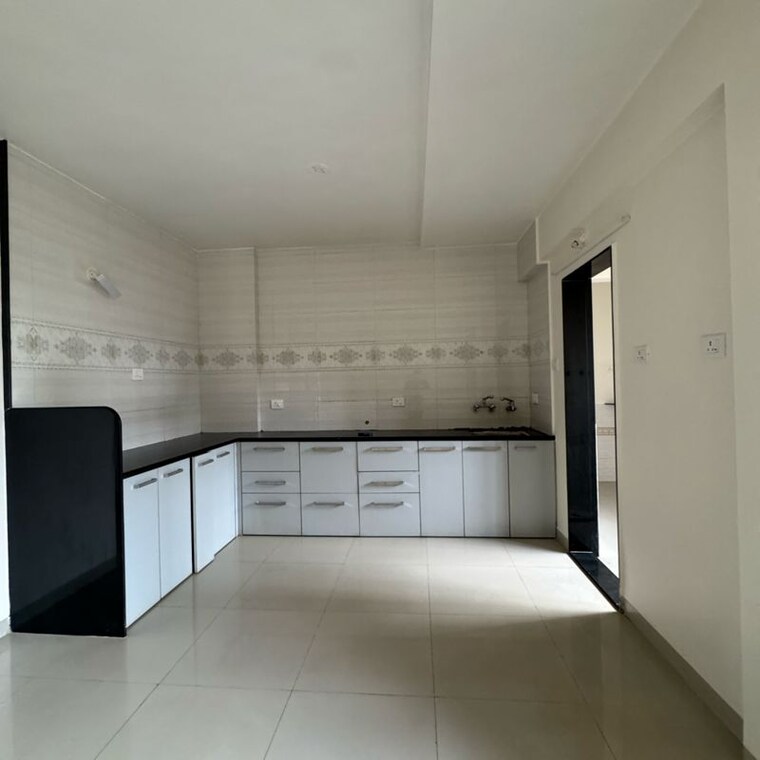 Kitchen, venkatesh-flora-phase-ii 3.5 Bedroom 2200 Sq.Ft. Apartment In Mundhwa Pune 9858211