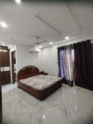 Bedroom in 3 BHK Builder Floor at Sector 31 – for Rent