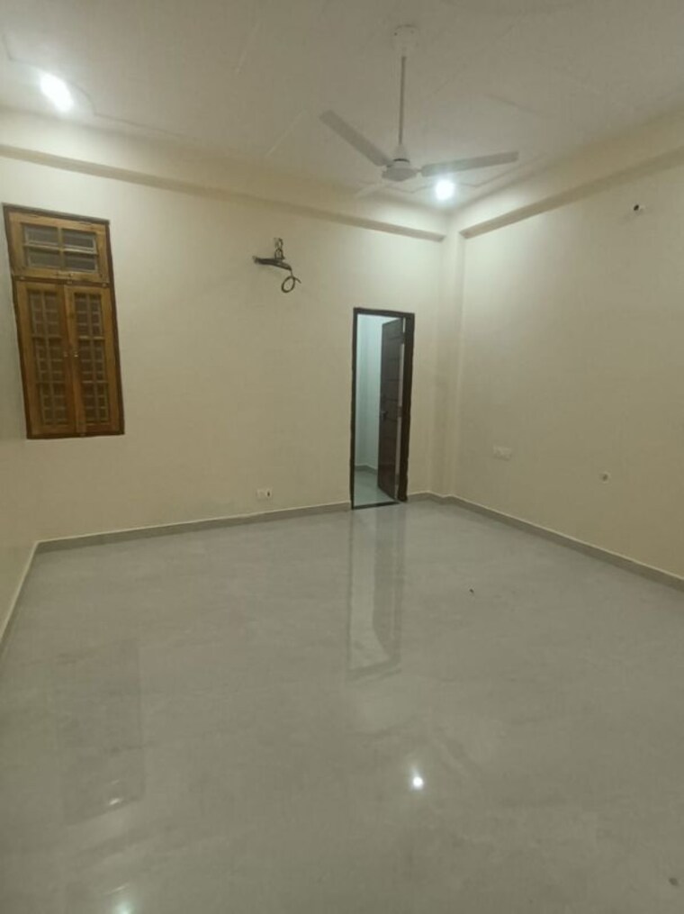 Room, stellar-okas-golf-view 3 Bedroom 1550 Sq.Ft. Builder Floor In Sushant Golf City Lucknow 9858257
