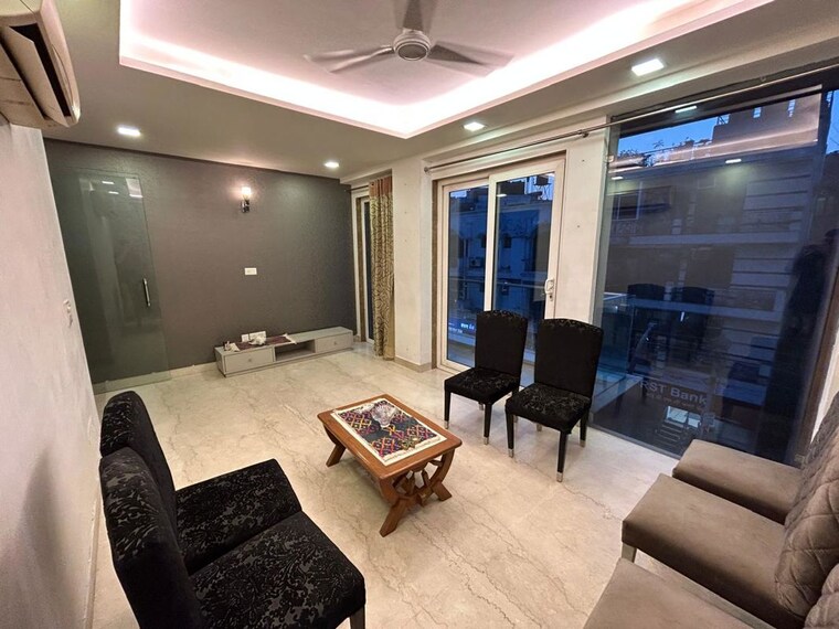 Living Room, kalkaji 3 Bedroom 1400 Sq.Ft. Builder Floor In Kalkaji Delhi 9857980