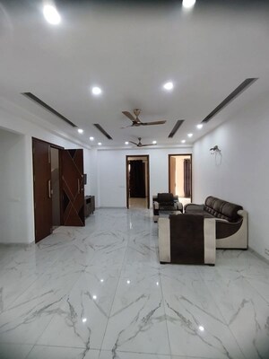 Master Bedroom in 3 BHK Builder Floor at Sector 47 – for Rent