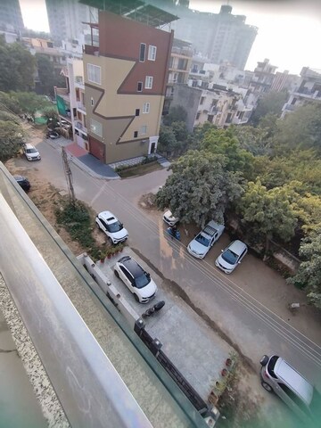 Balcony in 3 BHK Builder Floor at Sector 38 – for Rent