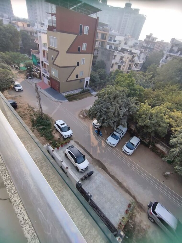 Balcony, sector 38 3 Bedroom 2765 Sq.Ft. Builder Floor In Sector 38 Gurgaon 9858431