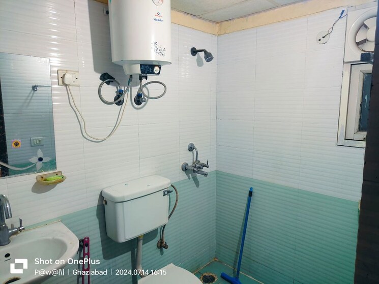 Master Bedroom, panchsheel-wellington 2 Bedroom 890 Sq.Ft. Apartment In Dundahera Ghaziabad 9858675