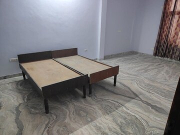 Bedroom in 2.5 BHK Builder Floor at RWA Residential Society Sector 46, Sector 46 – for Rent