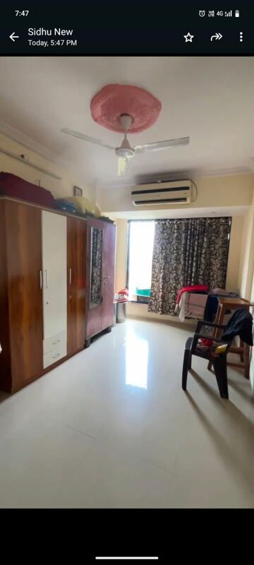 Team Area in 2 BHK Apartment at Moreshwar 19 East, Nerul – for Rent