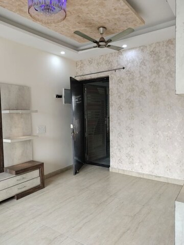 2 BHK Apartment For Rent in Jm Orchid, Sector 76