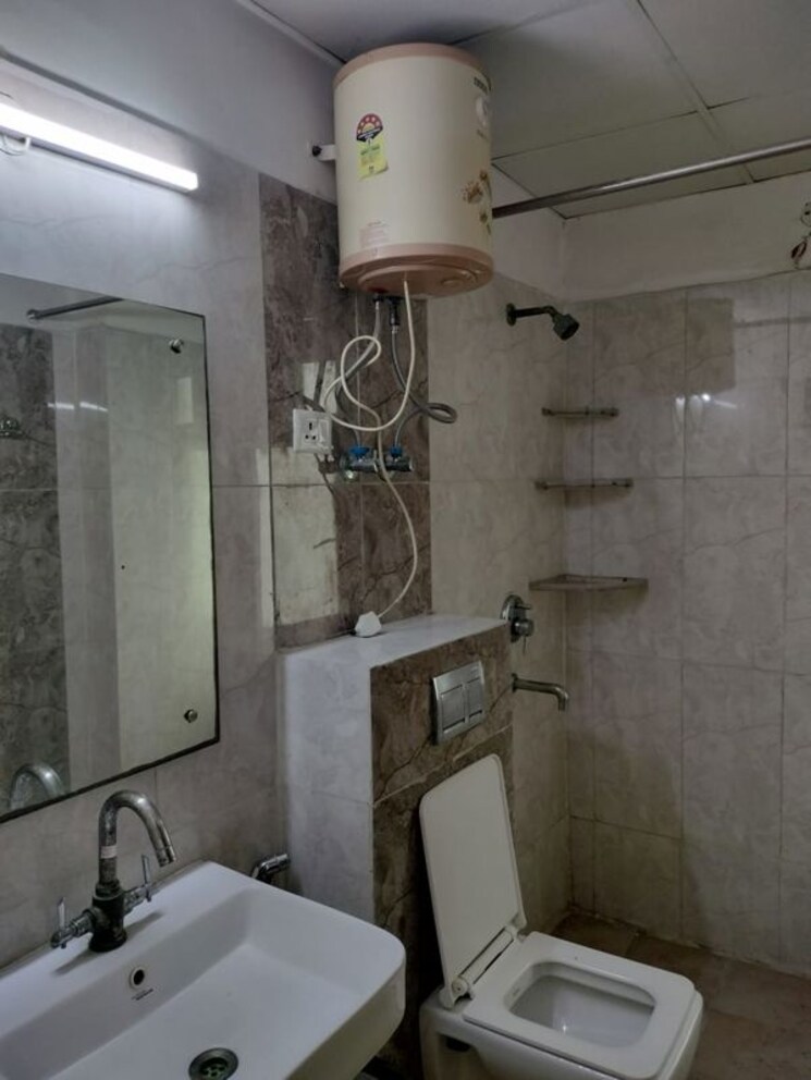 Bathroom, jm-orchid 2 Bedroom 1147 Sq.Ft. Apartment In Sector 76 Noida 9858902