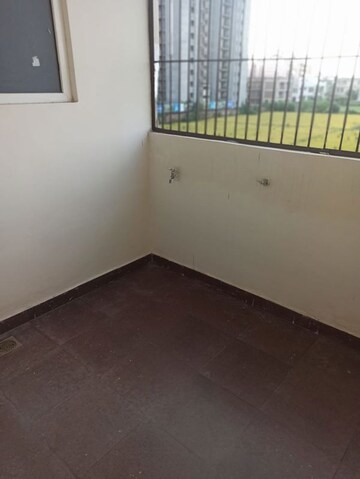 Room in 3 BHK Builder Floor at Ghazipur – for Sale