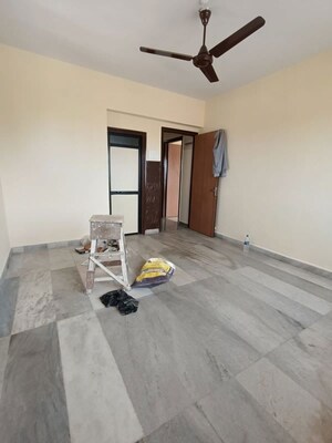 Room in 3 BHK Apartment at Atul Blue Horizon II, Malad West – for Rent