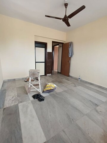 Room in 3 BHK Apartment at Atul Blue Horizon II, Malad West – for Rent