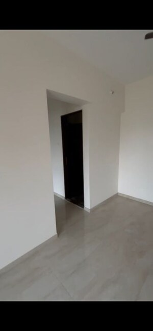 Room in 2 BHK Apartment at Chaitanya Anand Lunkhod CHSL, Andheri West – for Rent