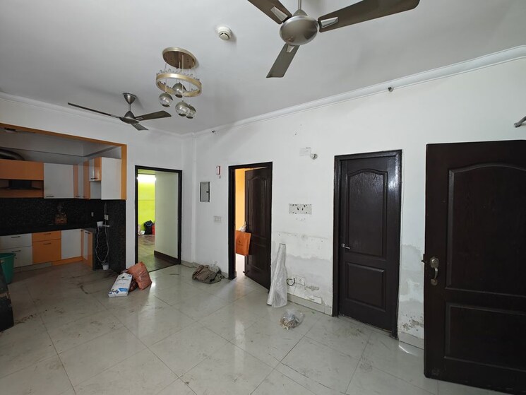  Parking, saviour-greenisle 3.5 Bedroom 1800 Sq.Ft. Apartment In Sain Vihar Ghaziabad 8234017