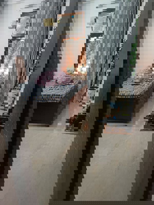 2 BHK Builder Floor For Rent in Orchid Island