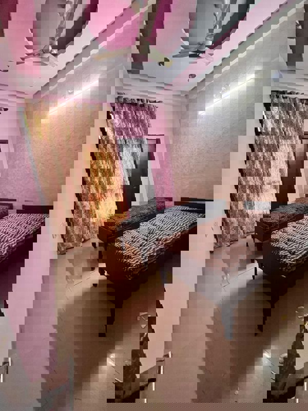 3 BHK + Servant Room 1867 Sq.Ft. Apartment in Jaipuria Sunrise Plaza