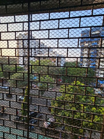 Master Plan in 2 BHK Apartment at Seven Bunglow – for Rent