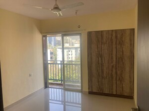 Room in 3 BHK Apartment at Conwood Enclave, Vasant Vihar – for Rent