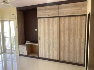 Room in 3 BHK Apartment at Conwood Enclave, Vasant Vihar – for Rent