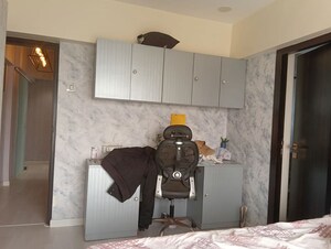 Room in 3 BHK Apartment at Romell Diva, Malad West – for Rent