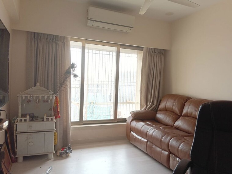 Living Room, romell-diva 3 Bedroom 960 Sq.Ft. Apartment In Malad West Mumbai 9859787