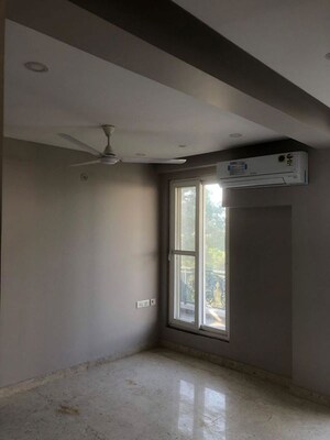 4 BHK Villa For Sale in Unitech Deerwood Chase, Nirvana Country