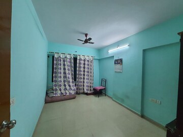 Room in 1 BHK Apartment at Balaji Enclave Kandivali East, Kandivali East – for Rent