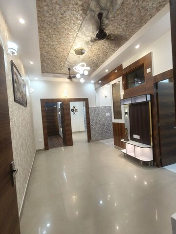 Building Lobby in 1 BHK Builder Floor at Maya Homes, Indrapuram – for Rent