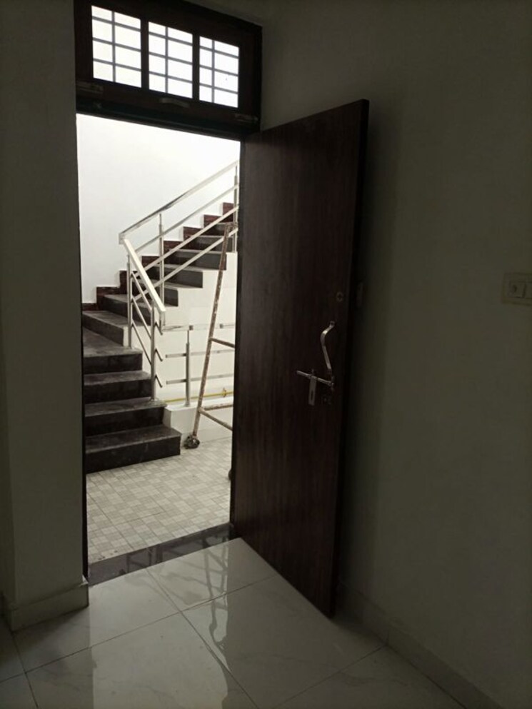Room, satluj-apartments-gomti-nagar 2 Bedroom 940 Sq.Ft. Independent House In Gomti Nagar Lucknow 9859948