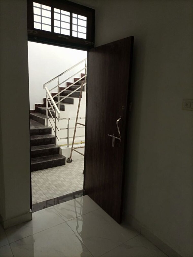 Room, satluj-apartments-gomti-nagar 2 Bedroom 940 Sq.Ft. Independent House In Gomti Nagar Lucknow 9859948