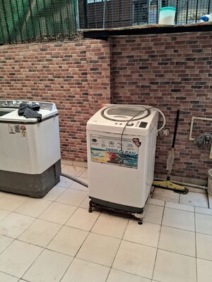 Washroom in 3 BHK Independent House at RWA Apartments Sector 52, Sector 52 – for Rent