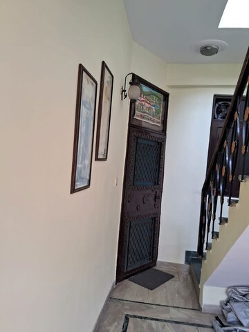 Staircase in 3 BHK Independent House at RWA Apartments Sector 52, Sector 52 – for Rent