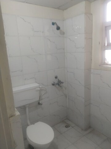 Bathroom in 3 BHK Apartment at Auric City Homes, Sector 82 – for Rent